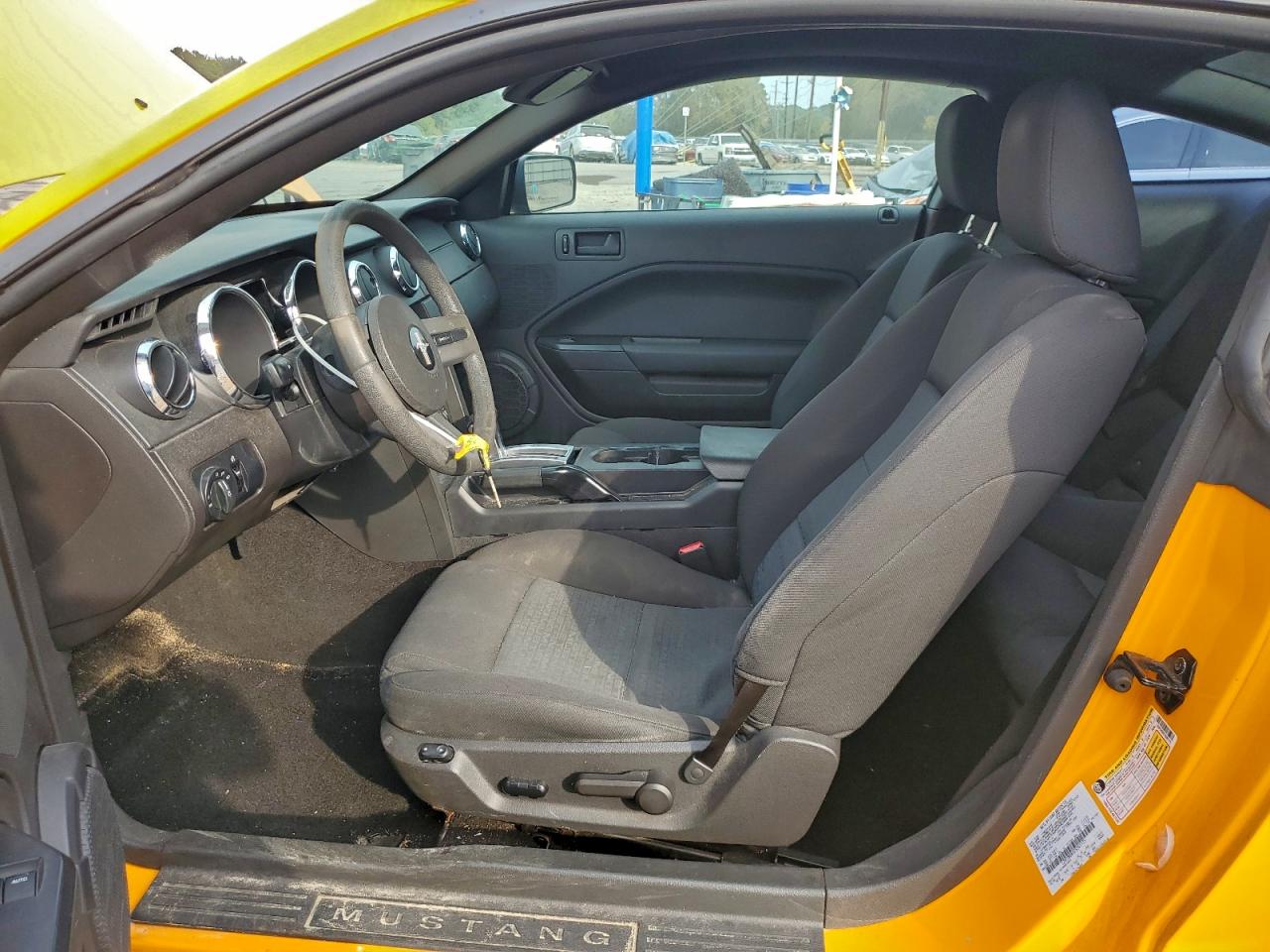 2007 Ford Mustang VIN: 1ZVFT80N375261175 Lot: 93411035