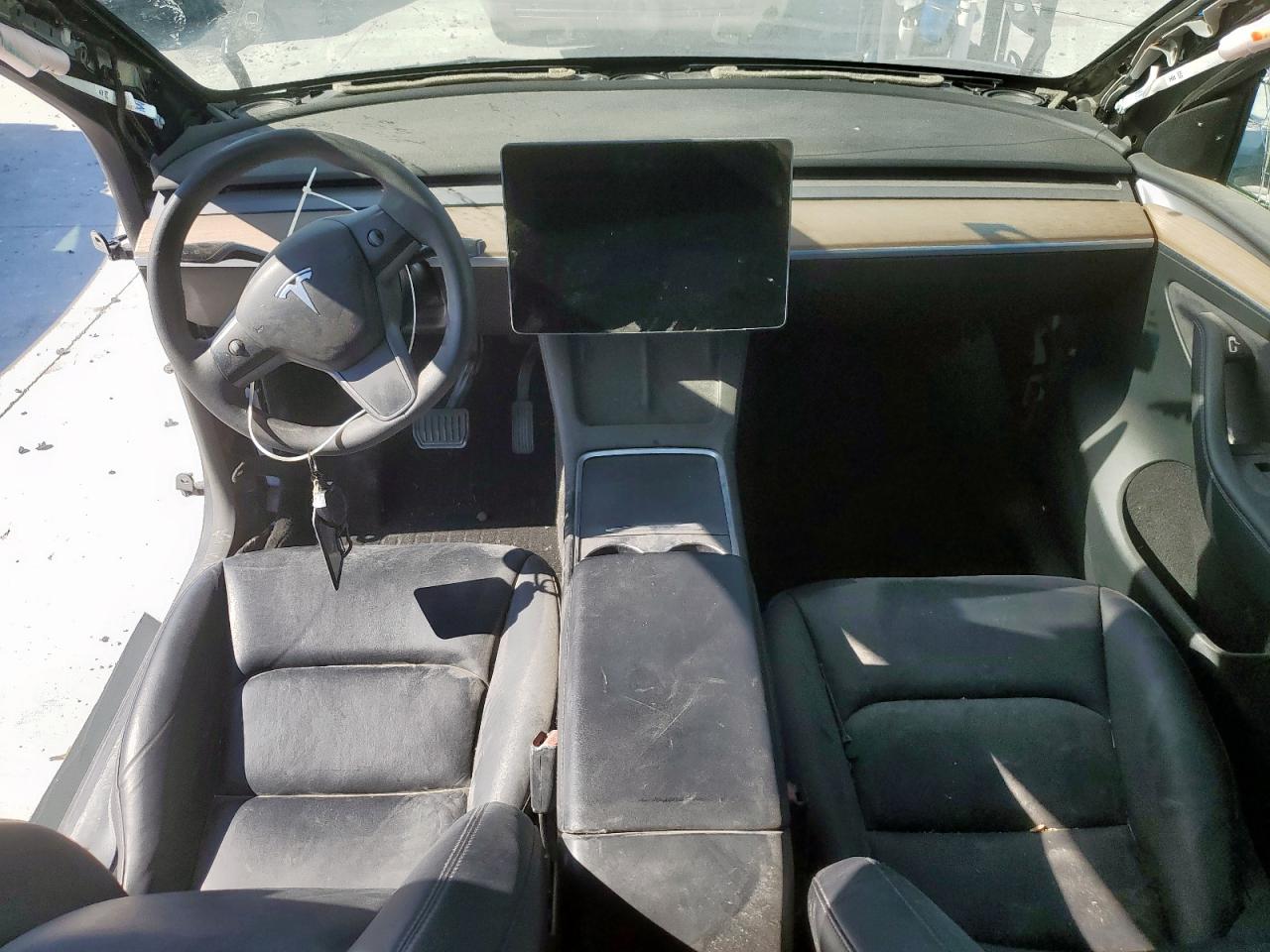 2023 Tesla Model Y VIN: 7SAYGDEE9PF907029 Lot: 91408225