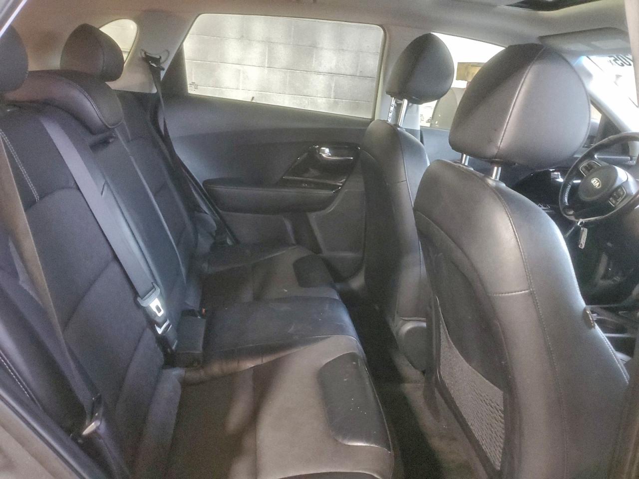 2017 Kia Niro Ex VIN: KNDCC3LC2H5039084 Lot: 94365705