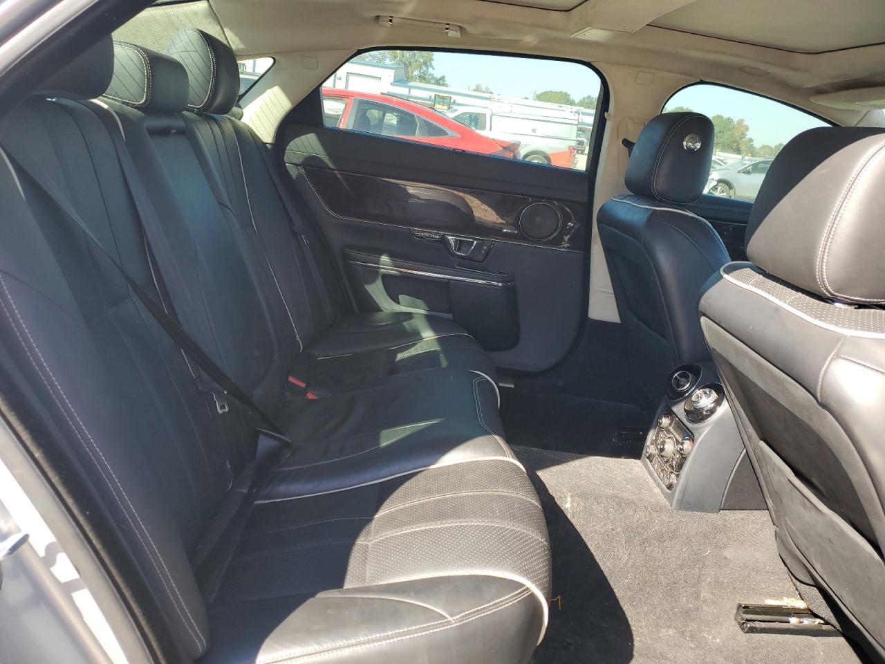 2015 Jaguar Xjl Portfolio VIN: SAJWA2GZ0F8V81678 Lot: 91377935