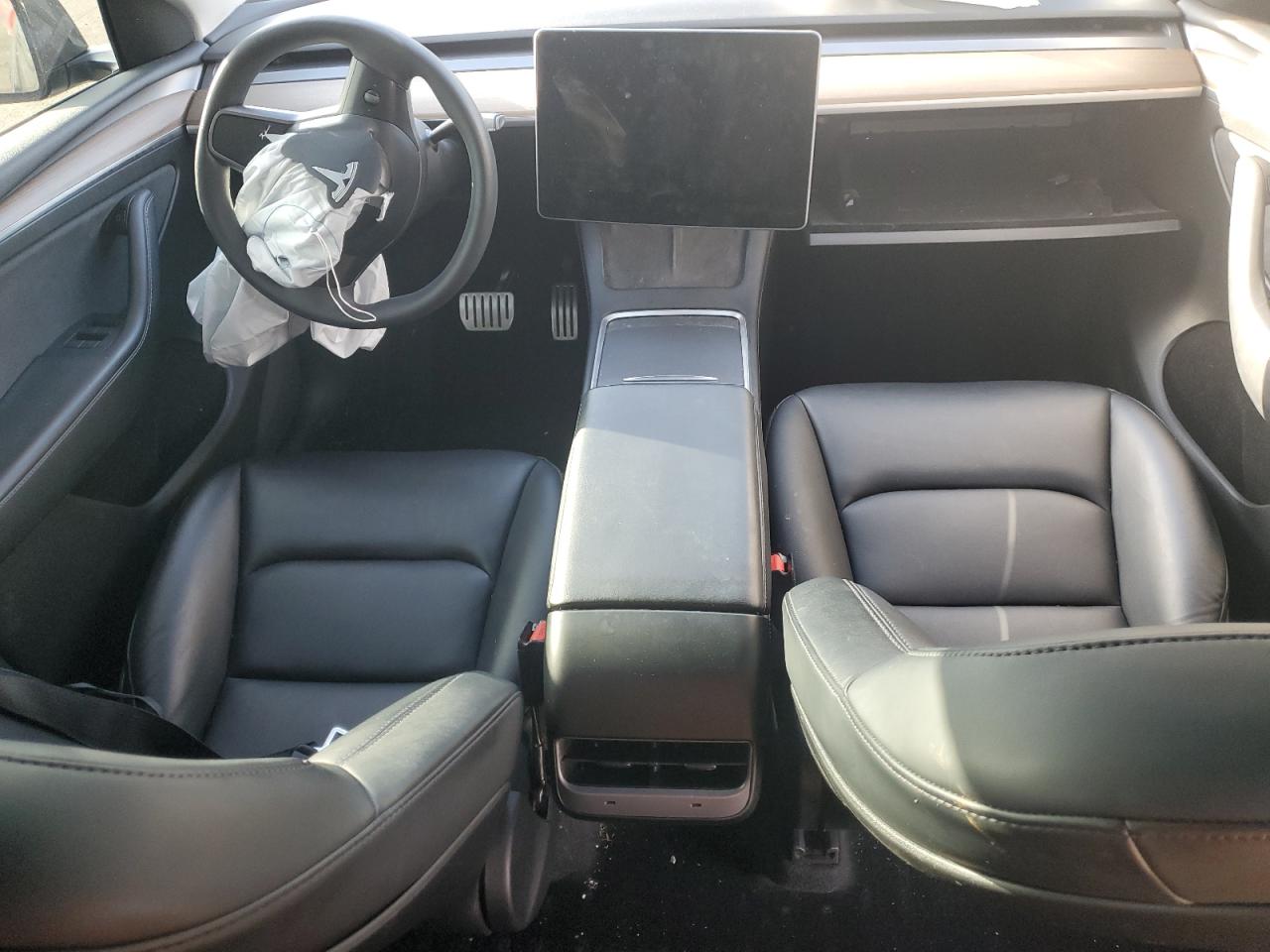 2022 Tesla Model Y VIN: 7SAYGDEF5NF531502 Lot: 93368495