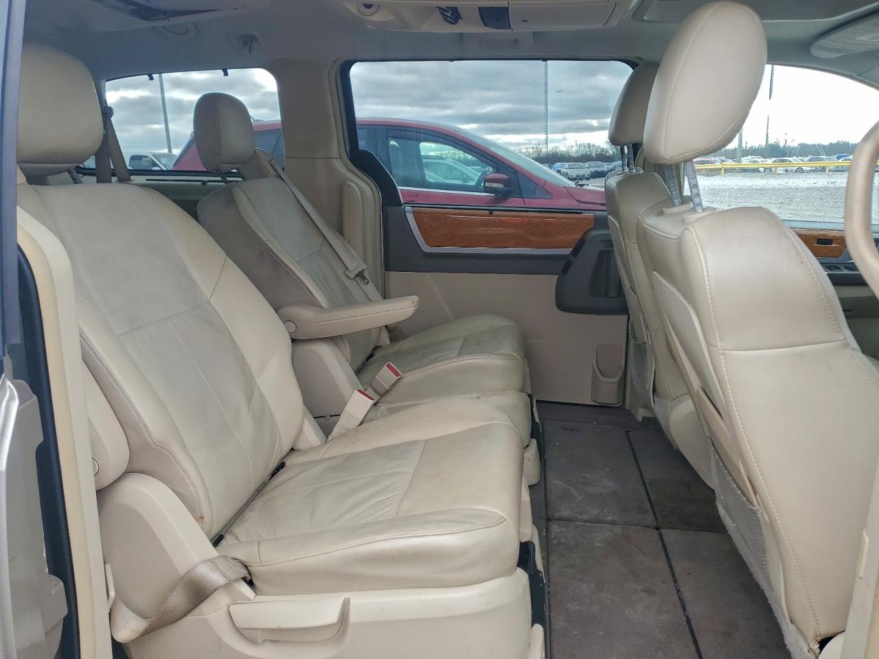 2008 Chrysler Town & Country Limited VIN: 2A8HR64X68R723302 Lot: 94520305