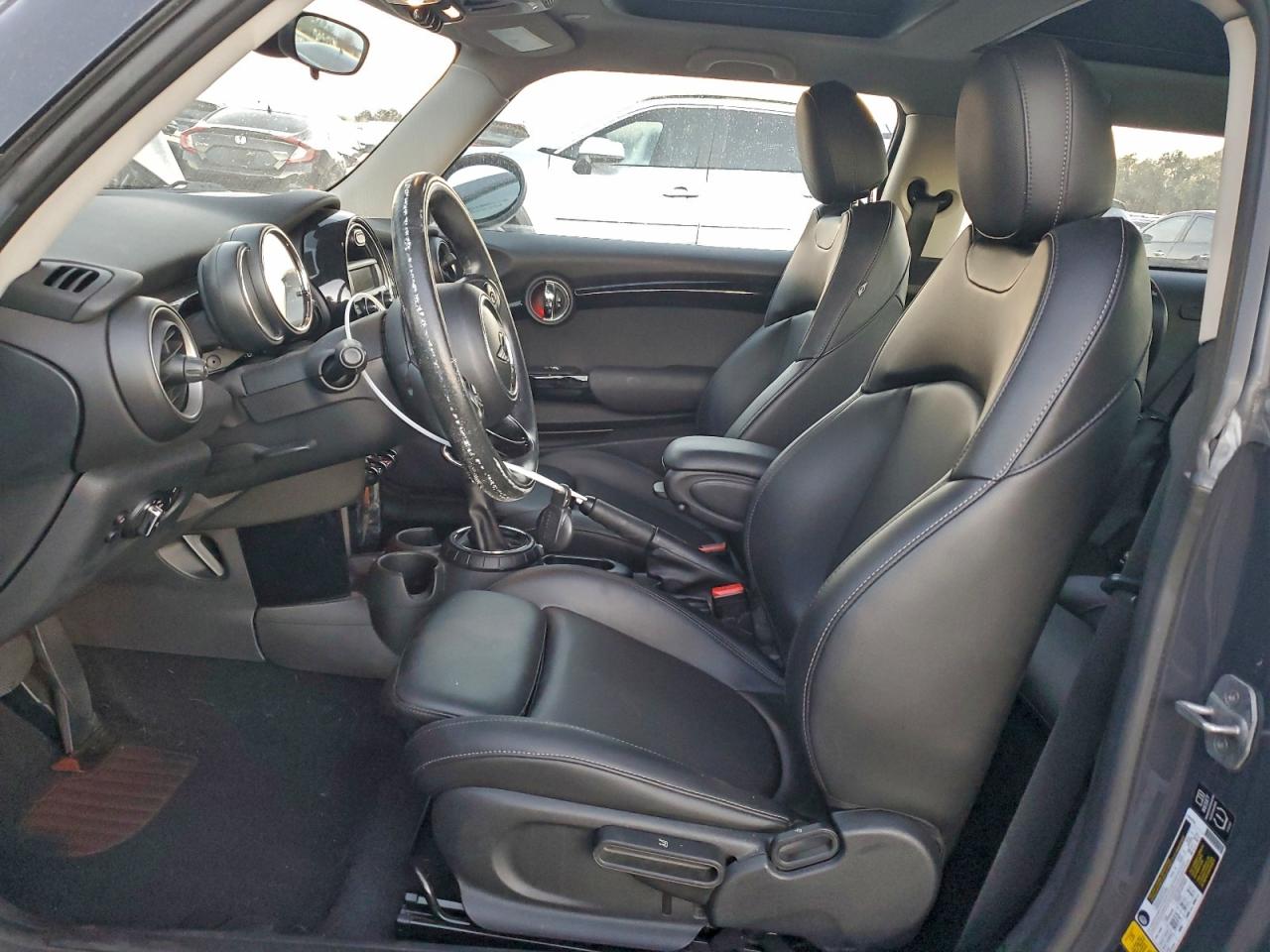 2015 Mini Cooper S VIN: WMWXP7C59F2A34820 Lot: 93486905