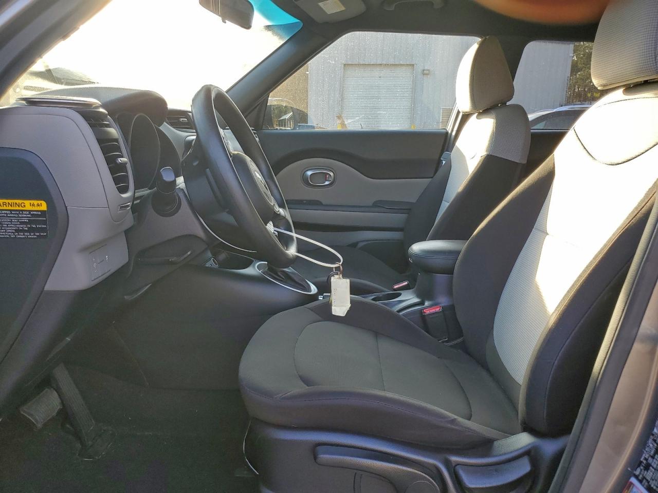 2018 Kia Soul VIN: KNDJN2A23J7506903 Lot: 93673355