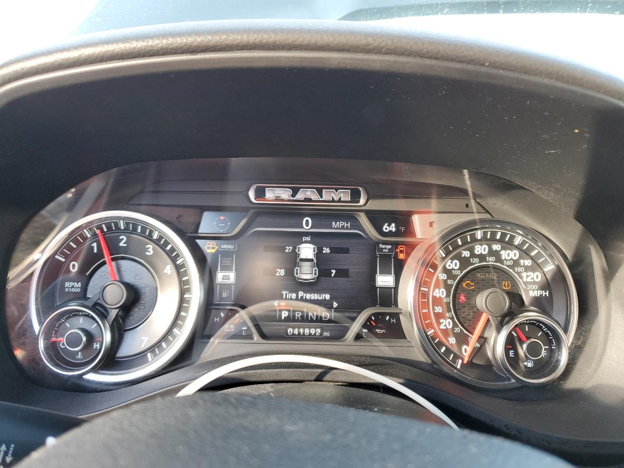 2021 Ram 1500 Big Horn/Lone Star VIN: 1C6RREFT1MN592777 Lot: 93735705