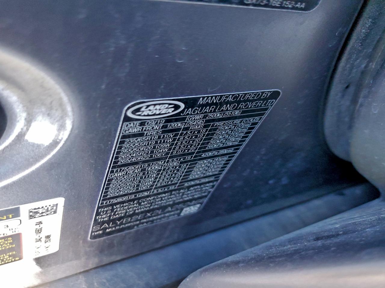 2020 Land Rover Range Rover Velar S VIN: SALYB2EX2LA252466 Lot: 94537845