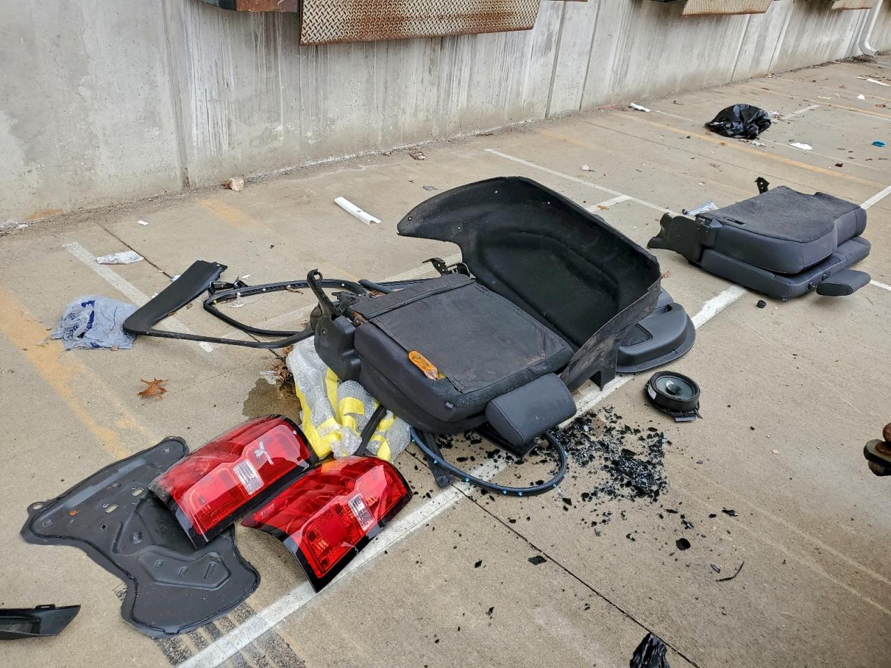 2015 Chevrolet Silverado K1500 Lt VIN: 1GCVKREC8FZ431309 Lot: 94536035