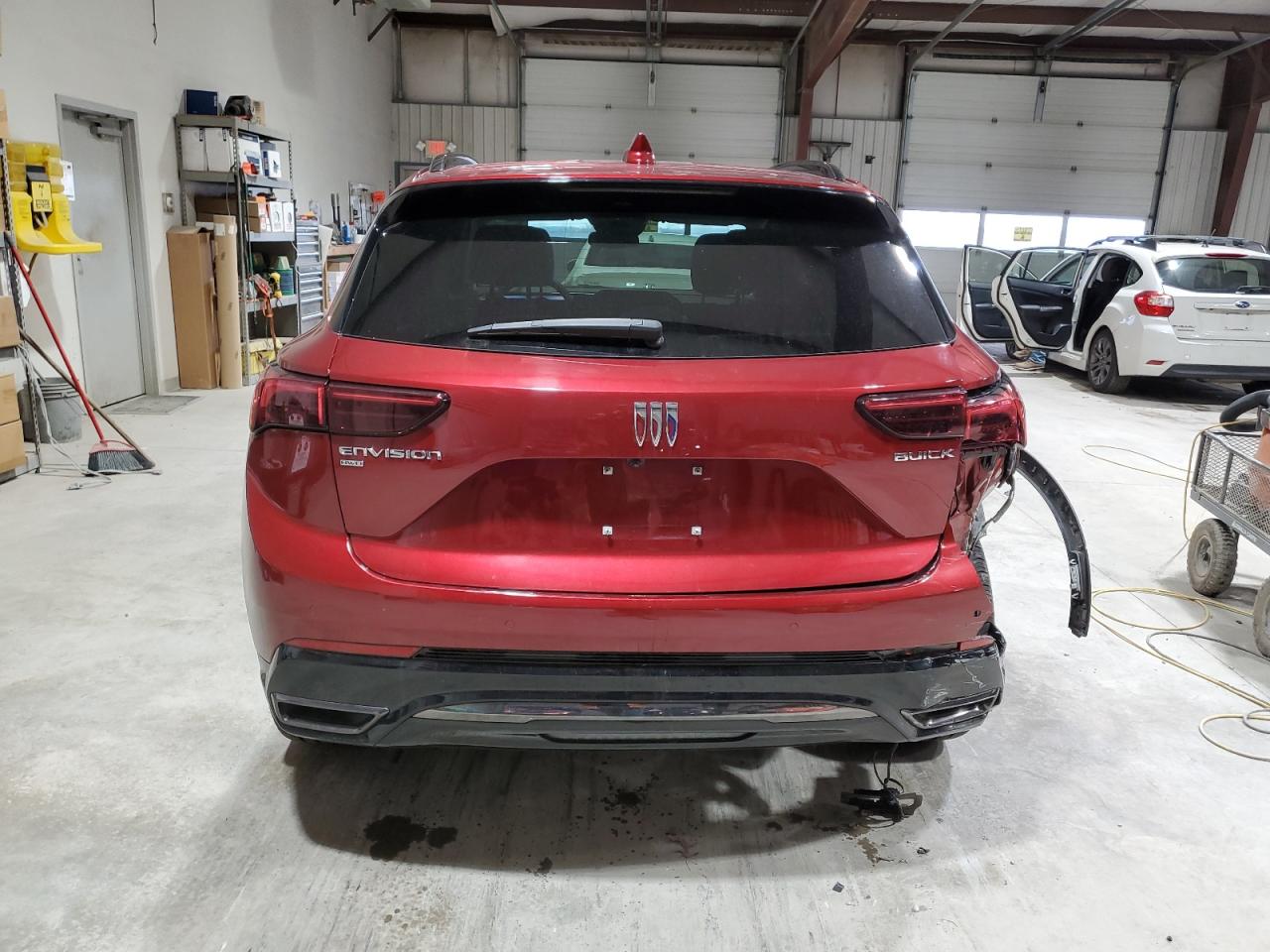 2024 Buick Envision Essence VIN: LRBFZPE46RD012937 Lot: 92070025