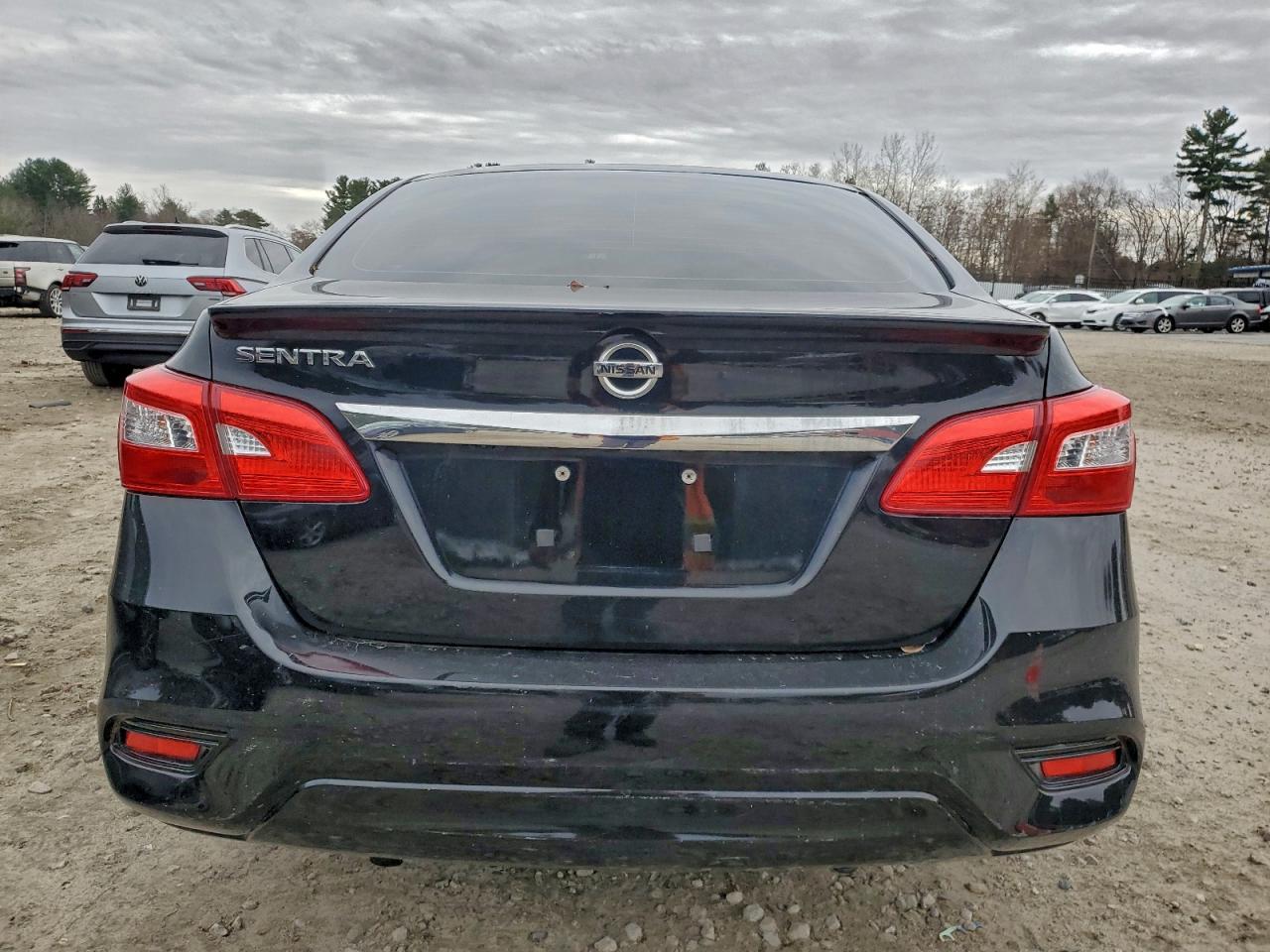 2018 Nissan Sentra S VIN: 3N1AB7AP4JY251701 Lot: 94262735