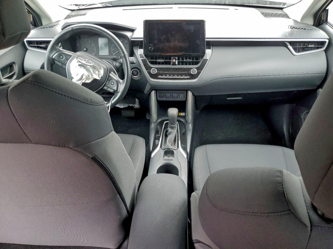 2023 Toyota Corolla Cross Le VIN: 7MUBAABG9PV052438 Lot: 93713315