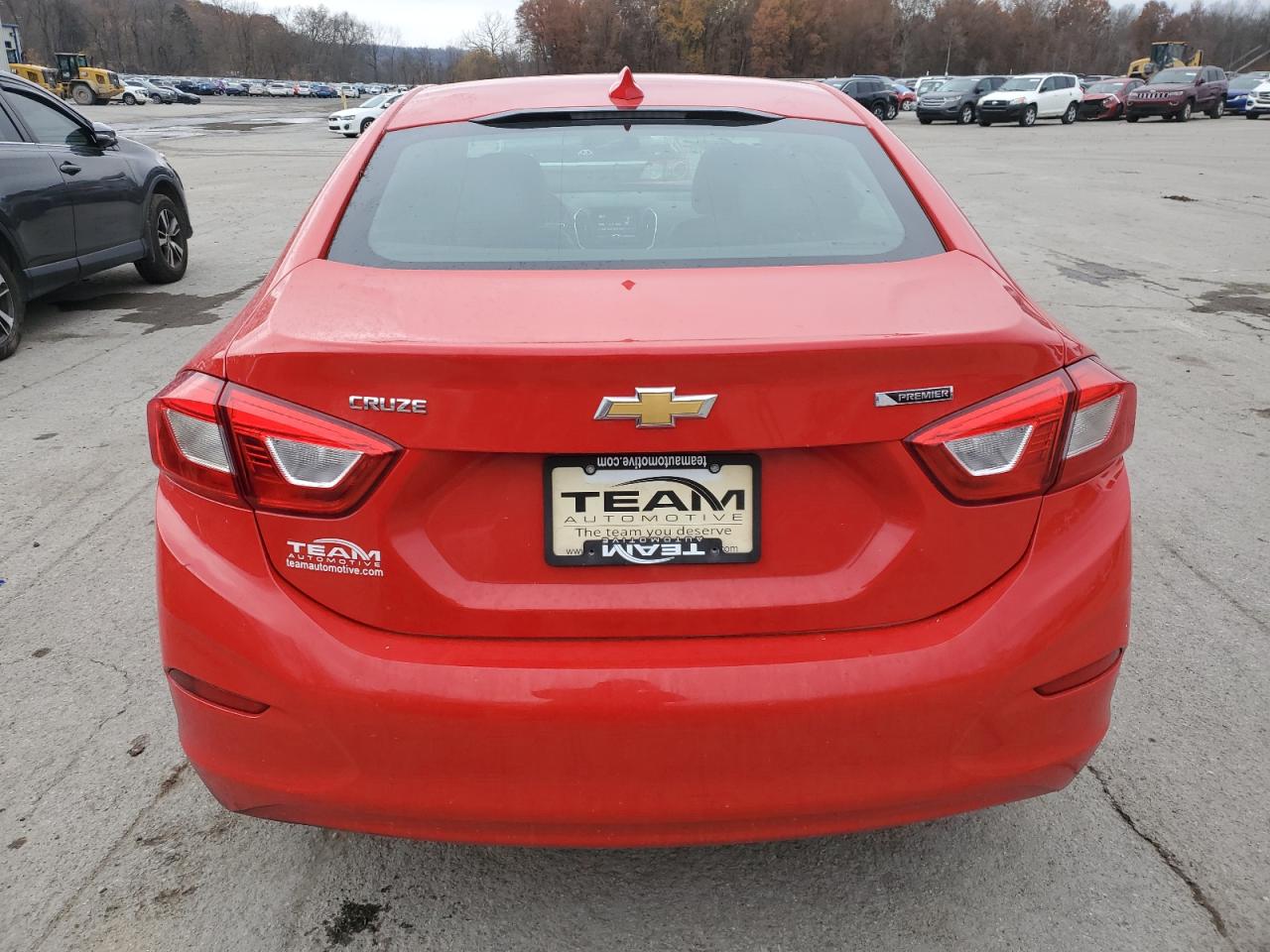 2018 Chevrolet Cruze Premier VIN: 1G1BF5SM7J7200931 Lot: 92000665