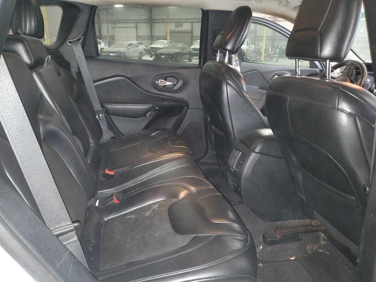 2020 Jeep Cherokee Latitude Plus VIN: 1C4PJLLB3LD638153 Lot: 92912965