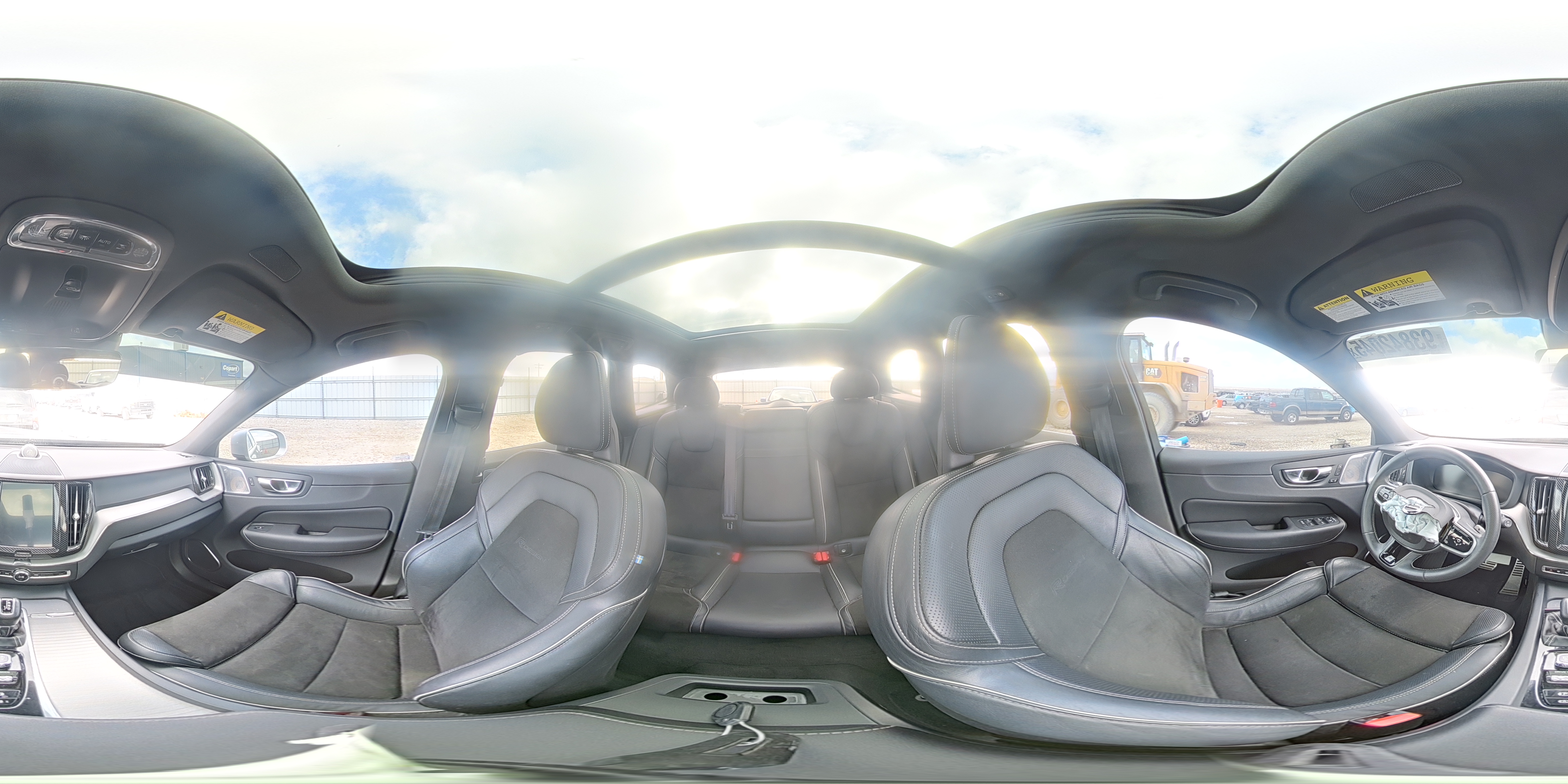 2018 Volvo Xc60 T6 R-Design VIN: LYVA22RM6JB100916 Lot: 93842045