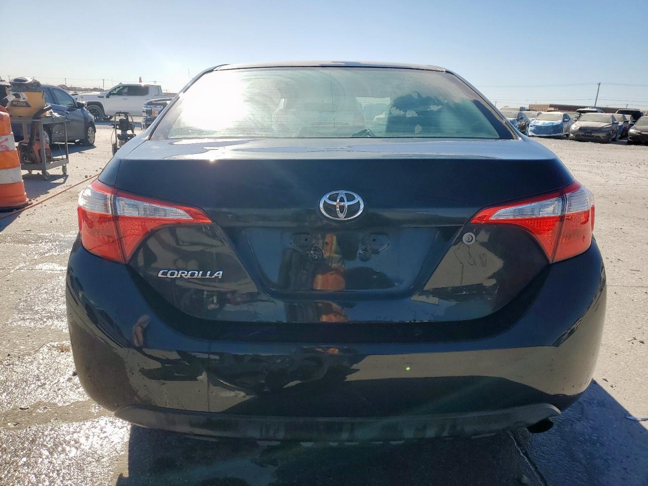 2015 Toyota Corolla L VIN: 5YFBURHE7FP294920 Lot: 92250805