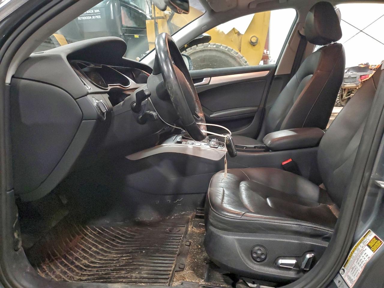 2013 Audi A4 Premium Plus VIN: WAUFFAFL6DN033056 Lot: 90562265