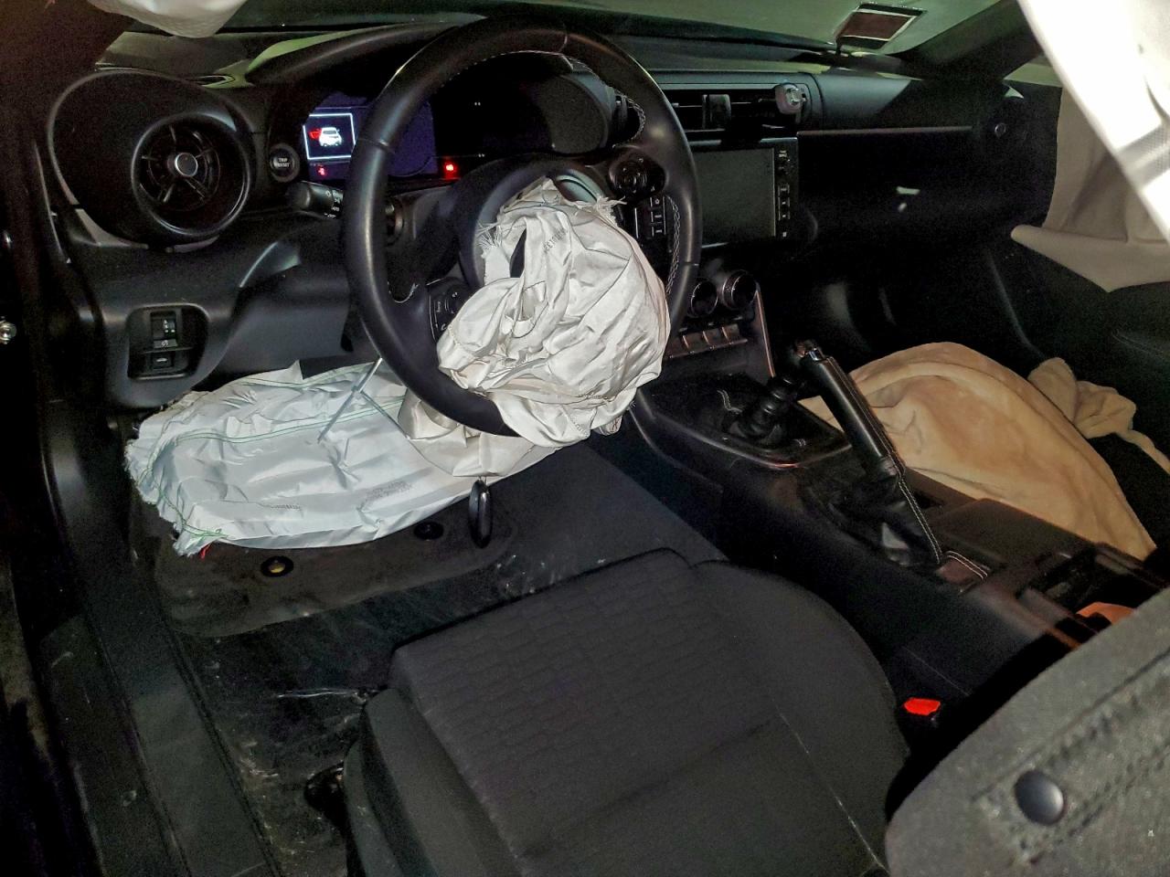 2022 Toyota Gr 86 VIN: JF1ZNBB15N9758404 Lot: 95013955