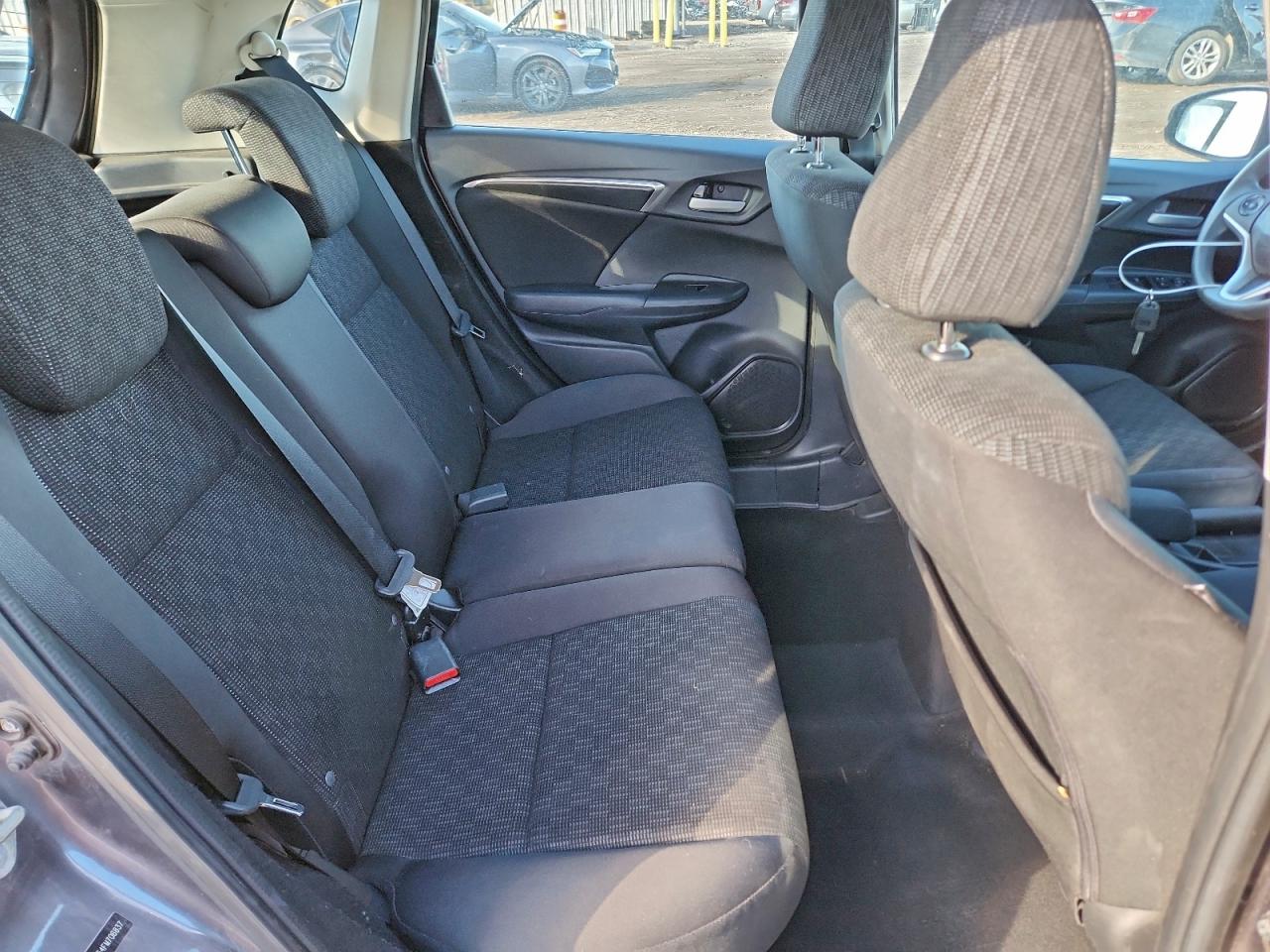 2015 Honda Fit Lx VIN: 3HGGK5H54FM706837 Lot: 94103815