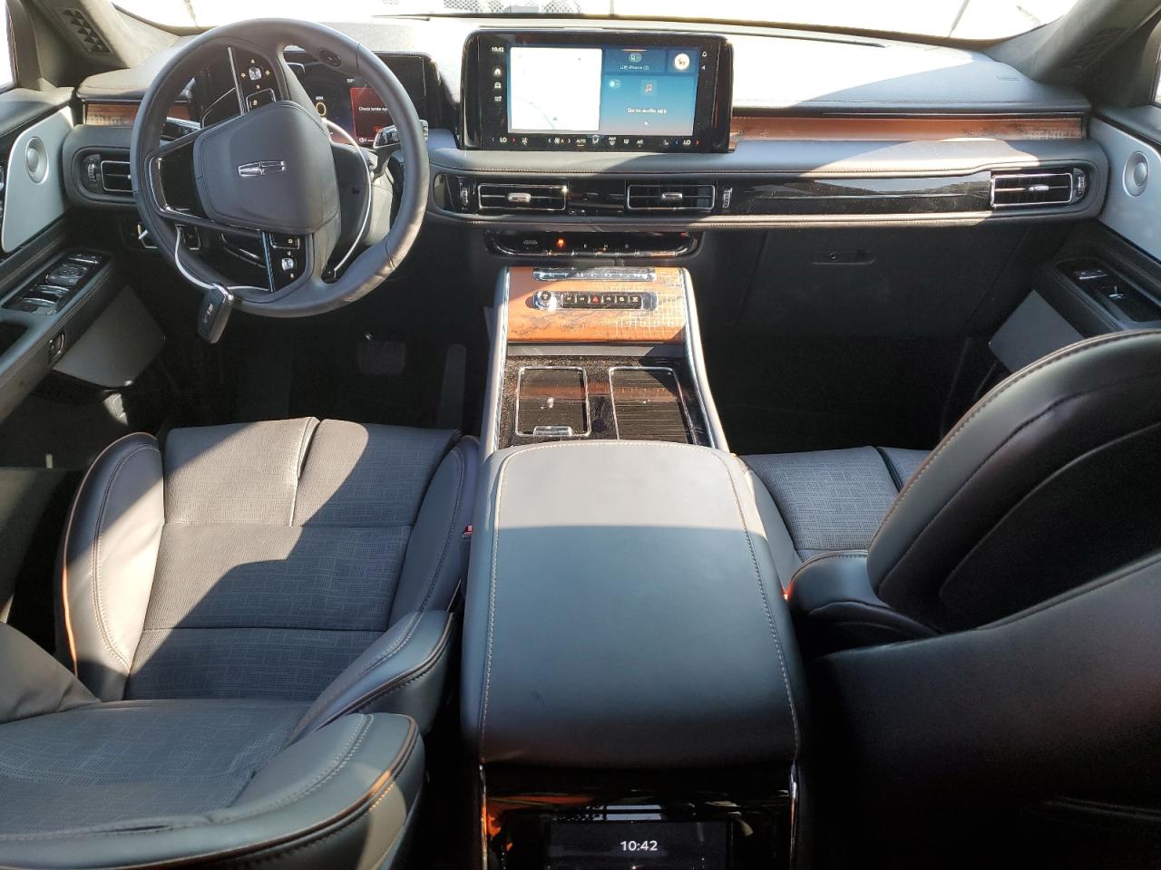 2025 Lincoln Aviator Black Label VIN: 5LM5J9XC8SGL29118 Lot: 92048105