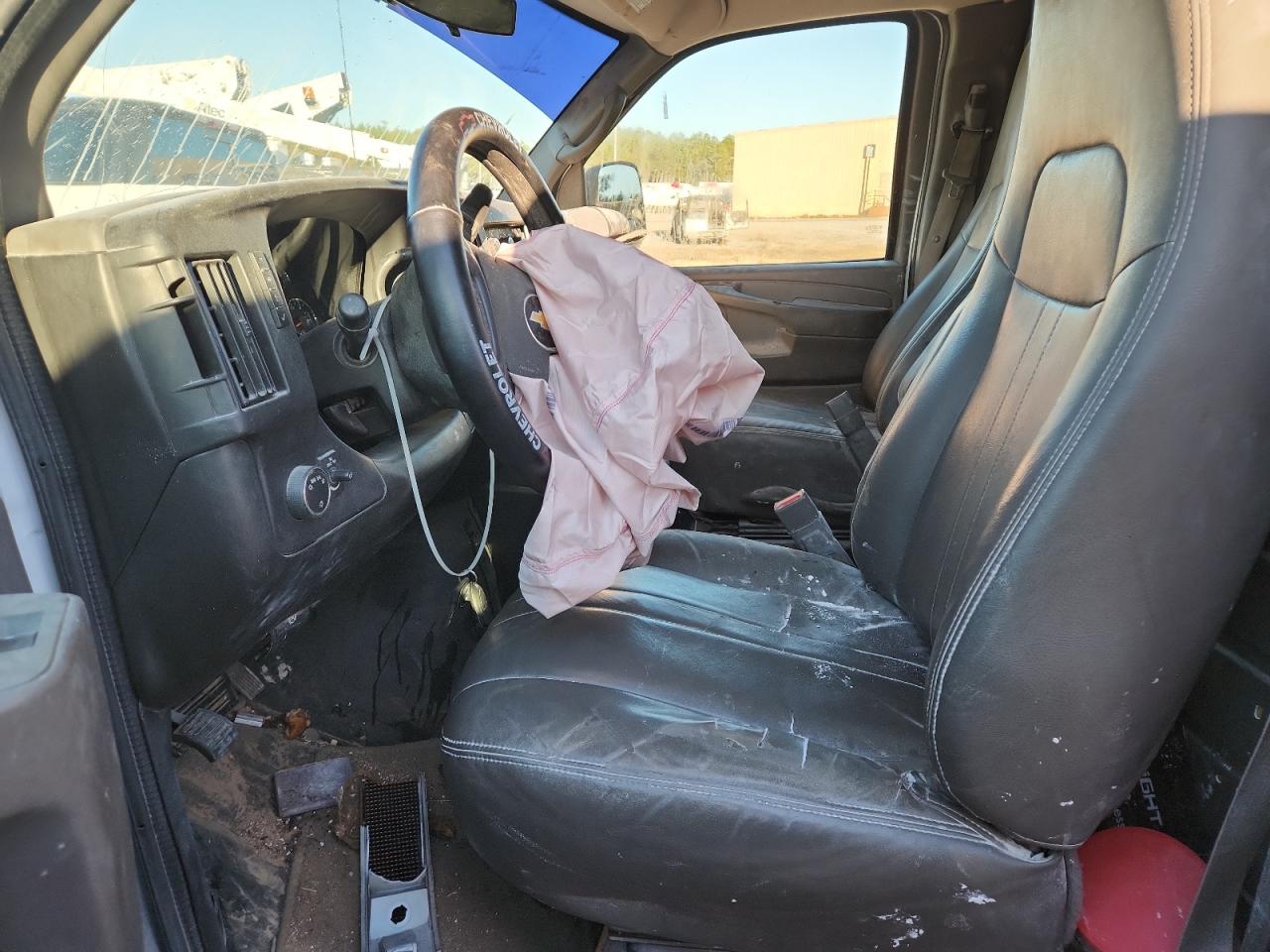 2015 Chevrolet Express G2500 VIN: 1GCWGGCF4F1263870 Lot: 91446395