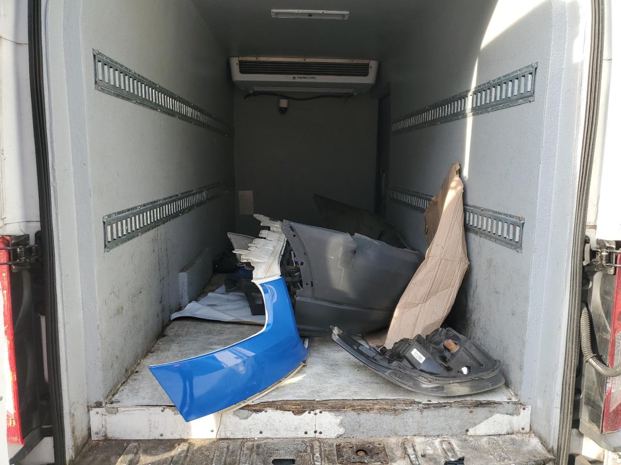 2019 Ford Transit Delivery Van VIN: 1FTBW3XM6KKA79392 Lot: 92498615