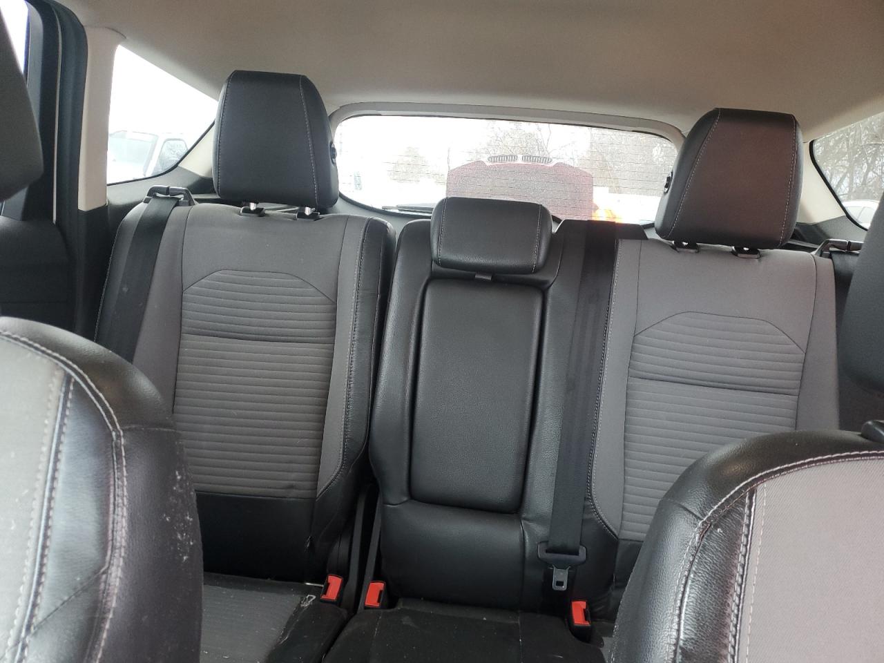 2017 Ford Escape Se VIN: 1FMCU0GD2HUE99393 Lot: 92599455