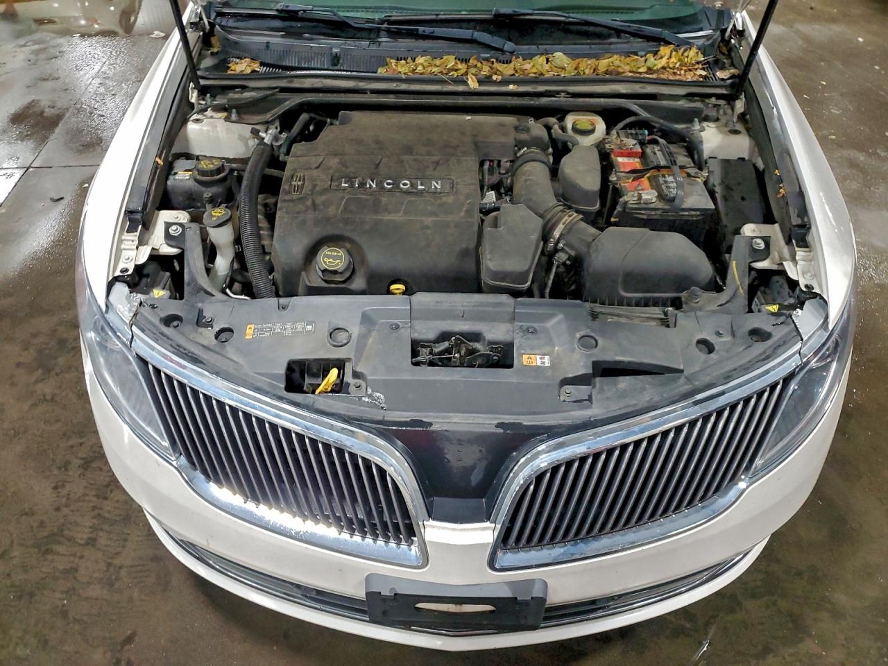 2015 Lincoln Mks VIN: 1LNHL9EK5FG604812 Lot: 94490385