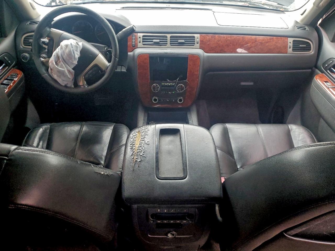 2014 Chevrolet Suburban K1500 Lt VIN: 1GNSKJE76ER210739 Lot: 94045825