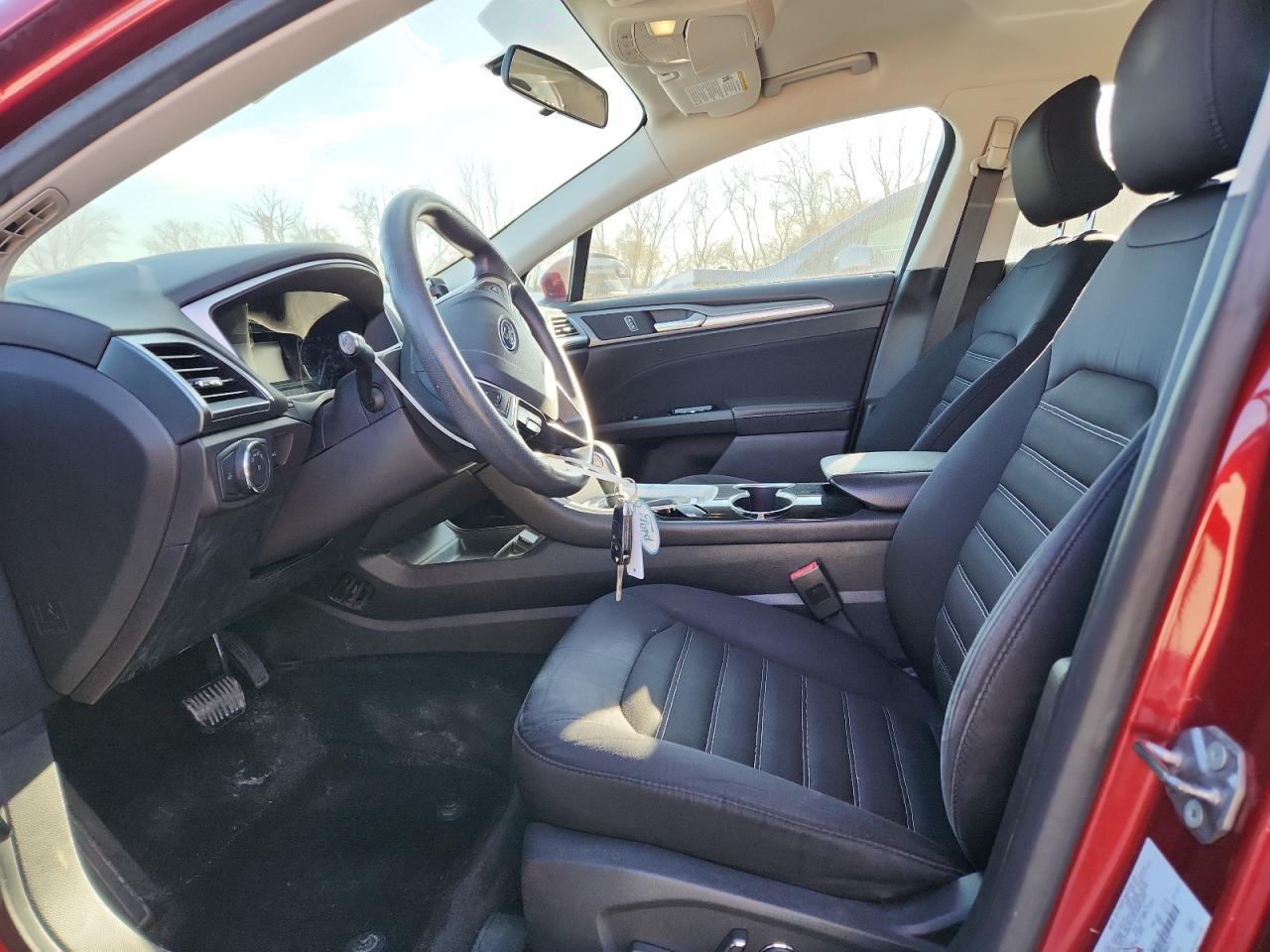 2015 Ford Fusion Se VIN: 3FA6P0H77FR280215 Lot: 93105475