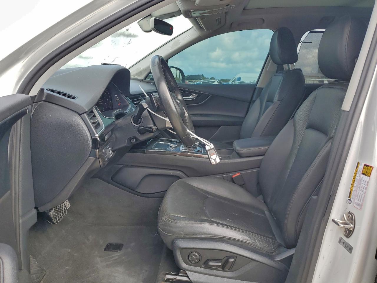 2017 Audi Q7 Premium Plus VIN: WA1LAAF74HD001770 Lot: 94337625