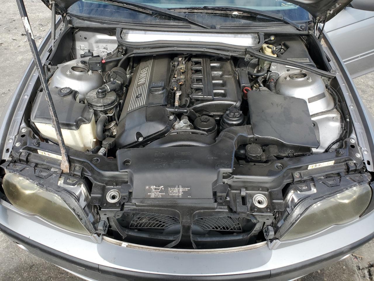 2003 BMW 325 I VIN: WBAET37423NJ41471 Lot: 92689225