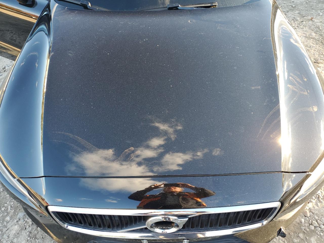 2020 Volvo S60 T6 Momentum VIN: 7JRA22TK2LG057272 Lot: 90374975