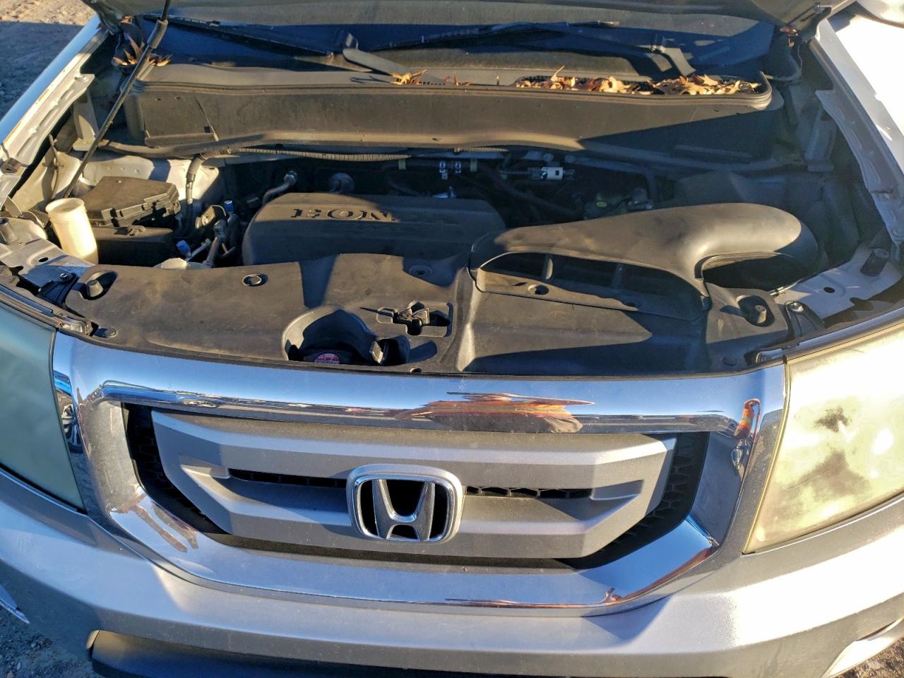 2011 Honda Pilot Exln VIN: 5FNYF4H72BB005277 Lot: 94445325