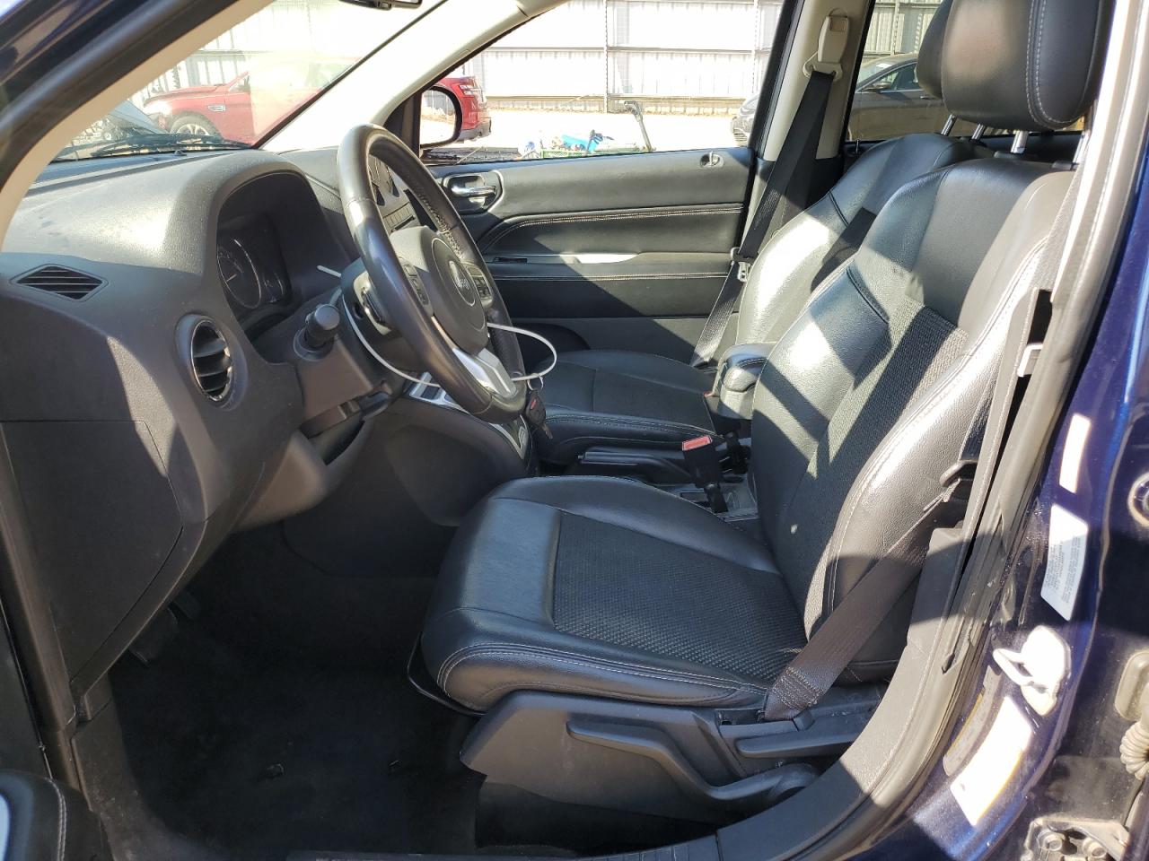 2016 Jeep Compass Latitude VIN: 1C4NJCEA5GD633411 Lot: 91632615