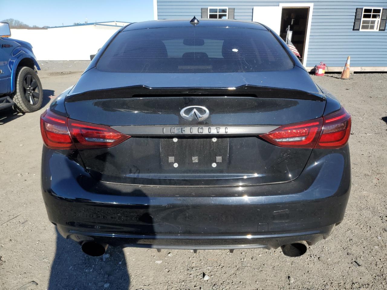2018 Infiniti Q50 Luxe VIN: JN1EV7AR0JM445851 Lot: 92670055