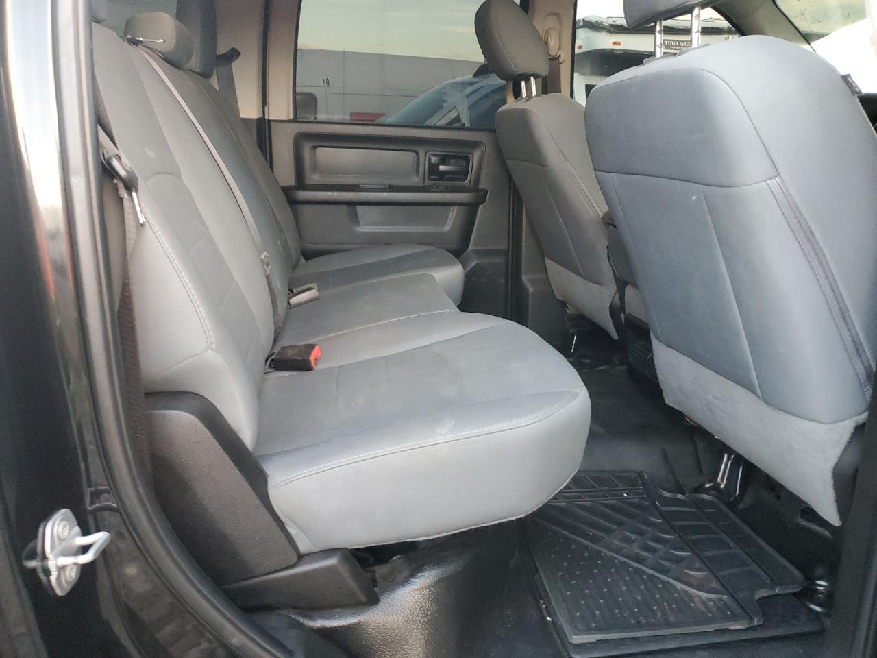 2018 Ram 3500 St VIN: 3C63RRGL5JG322015 Lot: 91729365