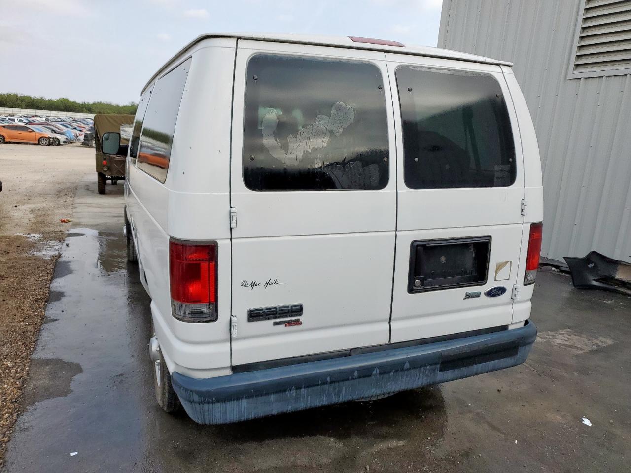 2013 Ford Econoline E350 Super Duty Wagon VIN: 1FBNE3BL3DDA21945 Lot: 92715825