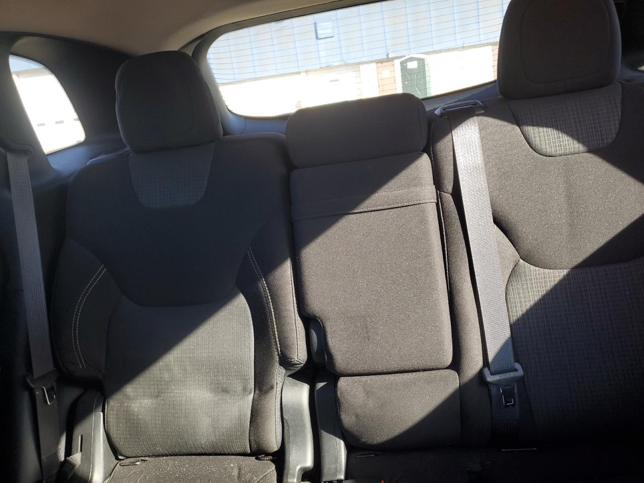 2016 Jeep Cherokee Latitude VIN: 1C4PJLCS1GW287589 Lot: 93364245