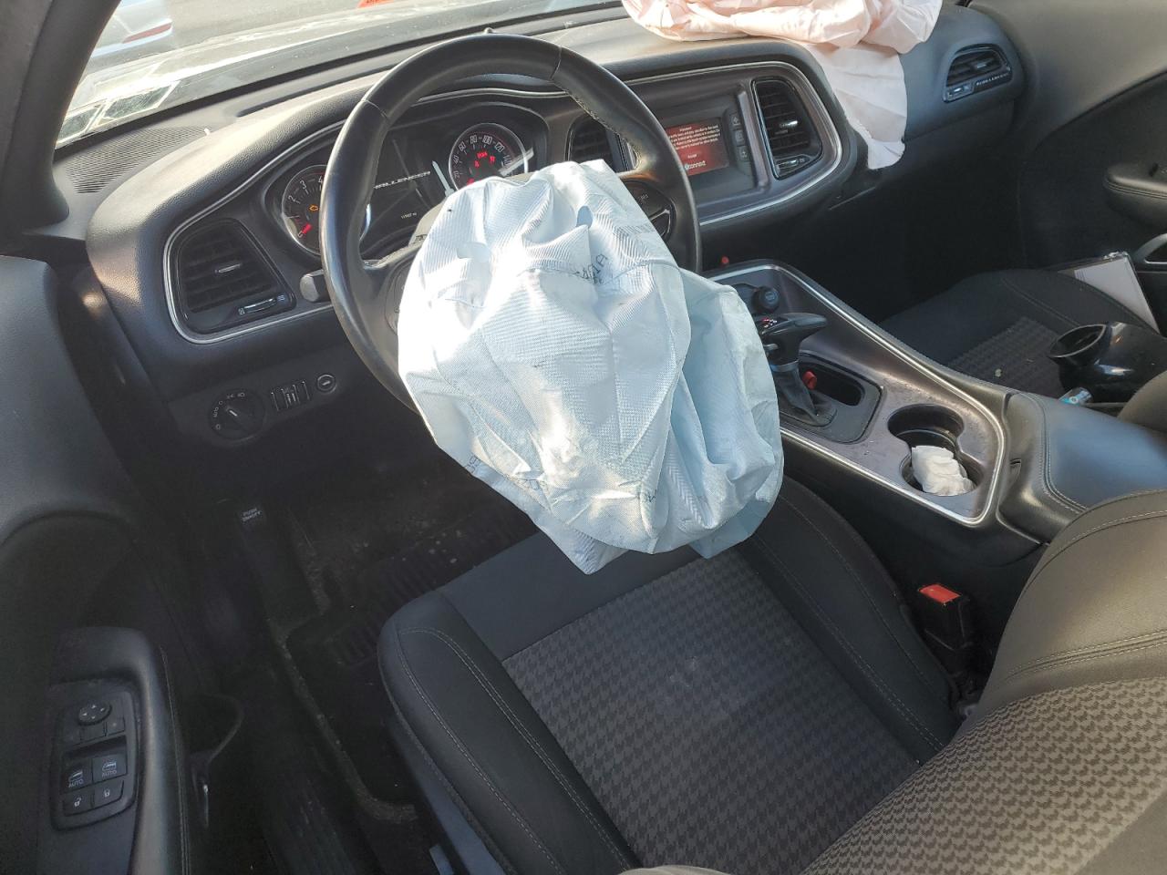 2017 Dodge Challenger Sxt VIN: 2C3CDZAGXHH501572 Lot: 91749065