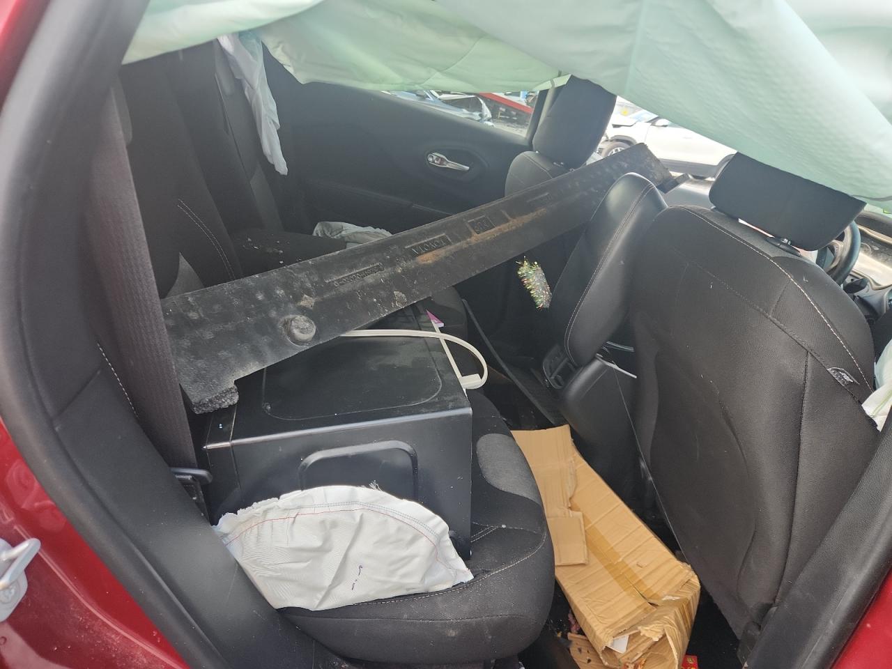 2016 Jeep Cherokee Sport VIN: 1C4PJLAS0GW376394 Lot: 93258605