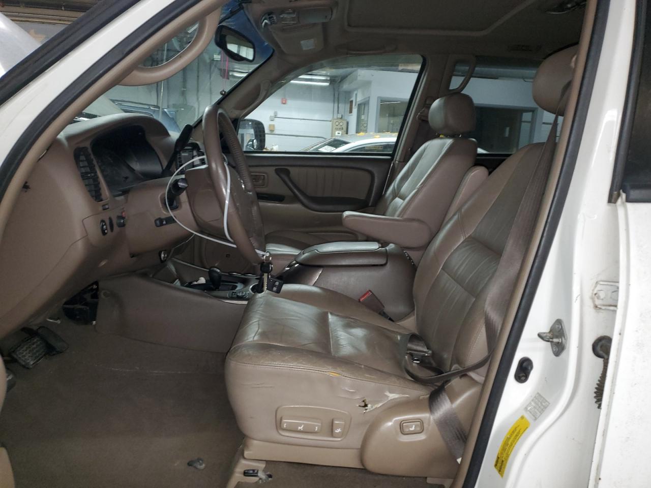 2003 Toyota Sequoia Limited VIN: 5TDBT48A93S145706 Lot: 92448715