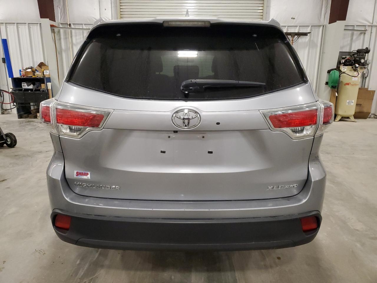 2015 Toyota Highlander Xle VIN: 5TDJKRFH9FS118943 Lot: 91306715