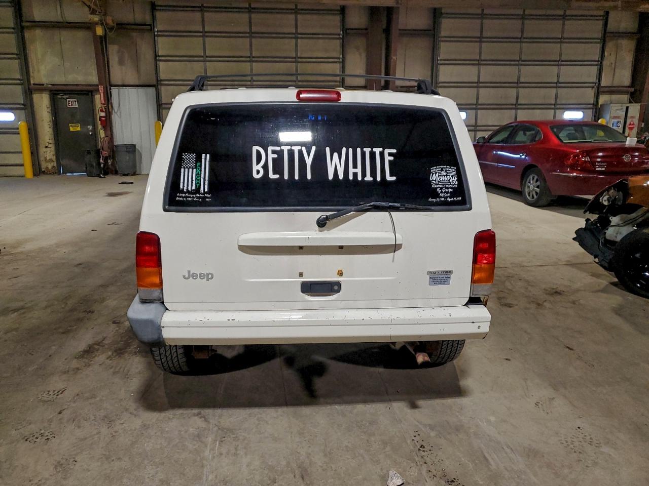 2000 Jeep Cherokee Sport VIN: 1J4FF48S5YL106809 Lot: 94729975