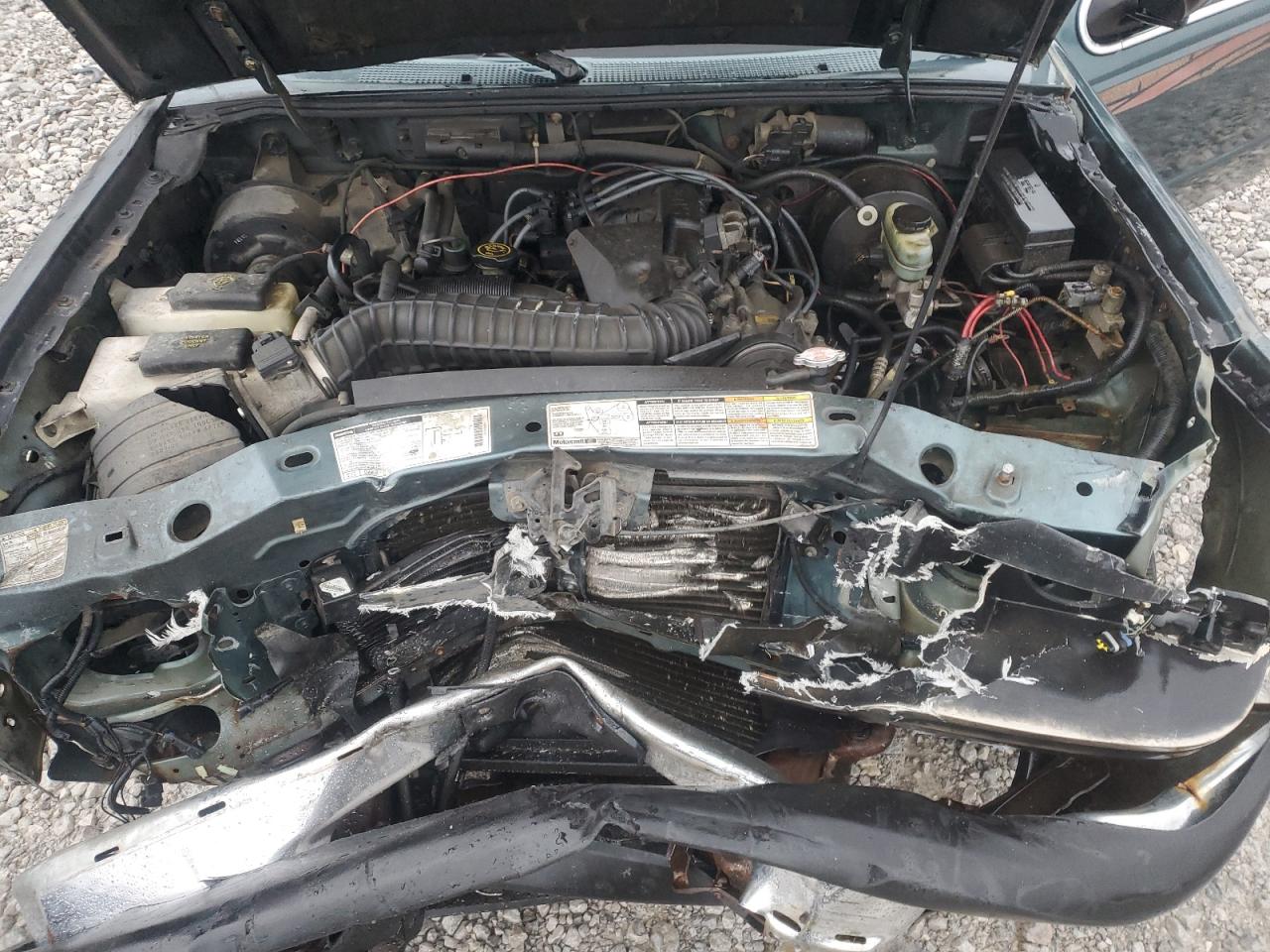 1998 Mazda B4000 Cab Plus VIN: 4F4YR16X9WTM06683 Lot: 92075135