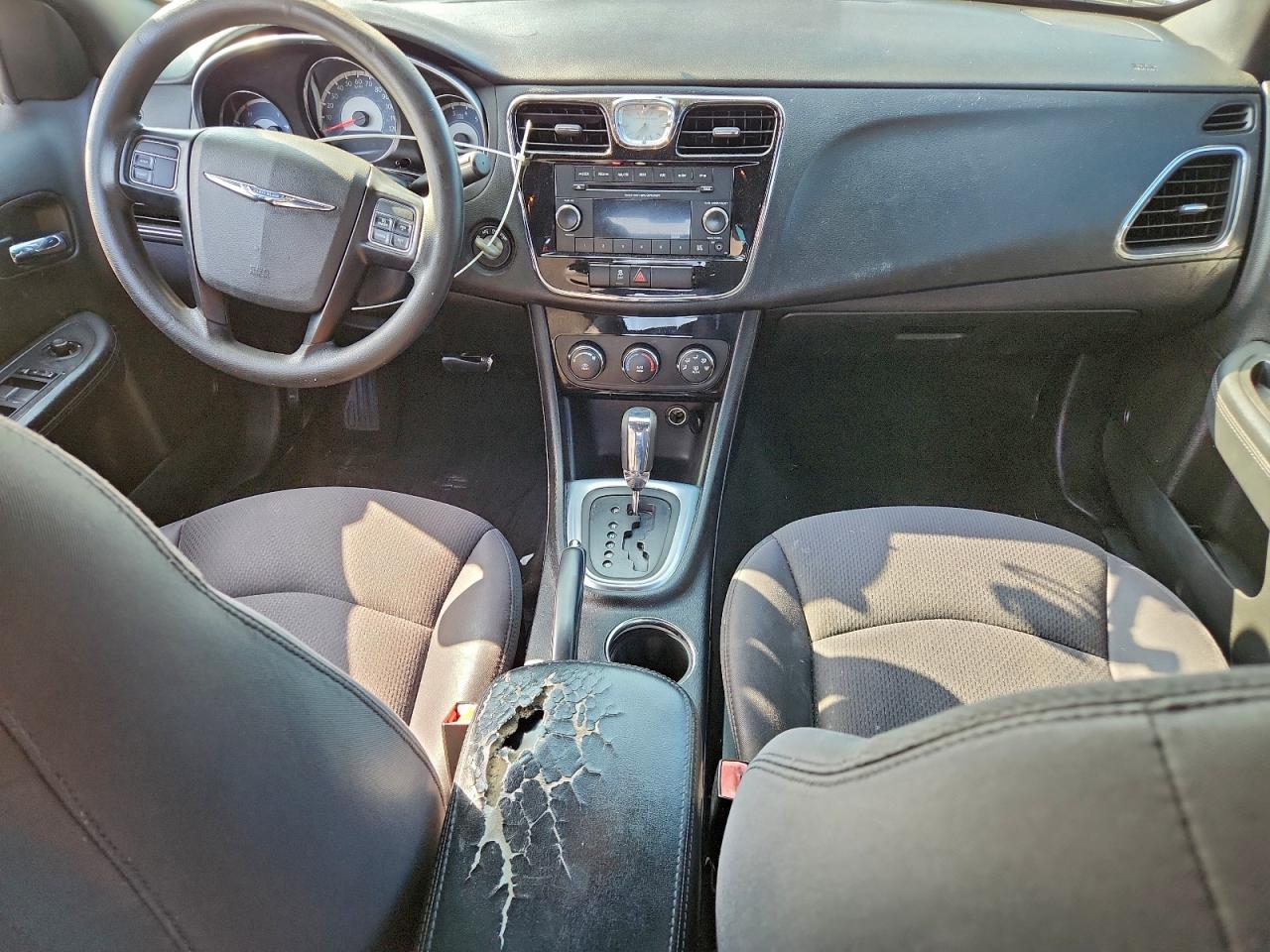 2014 Chrysler 200 Lx VIN: 1C3CCBAB1EN207303 Lot: 93919465