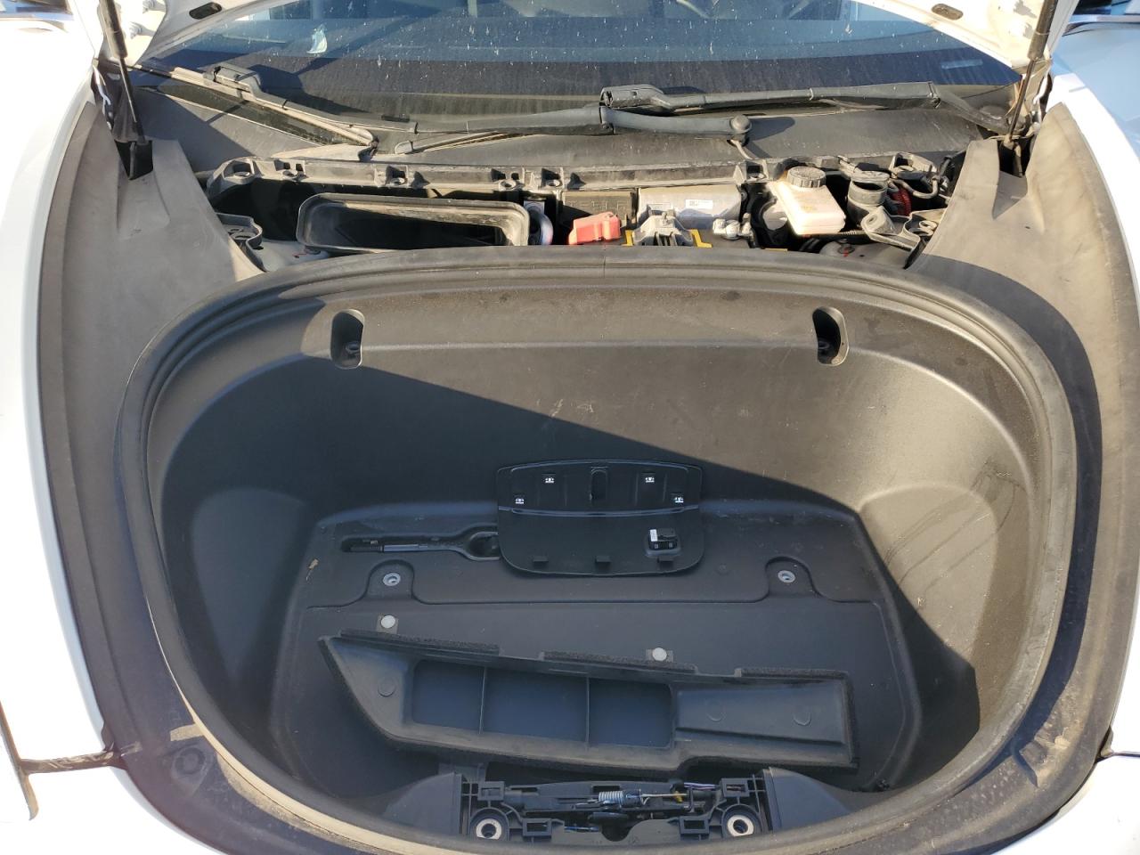 2020 Tesla Model 3 VIN: 5YJ3E1EB8LF619739 Lot: 91246995