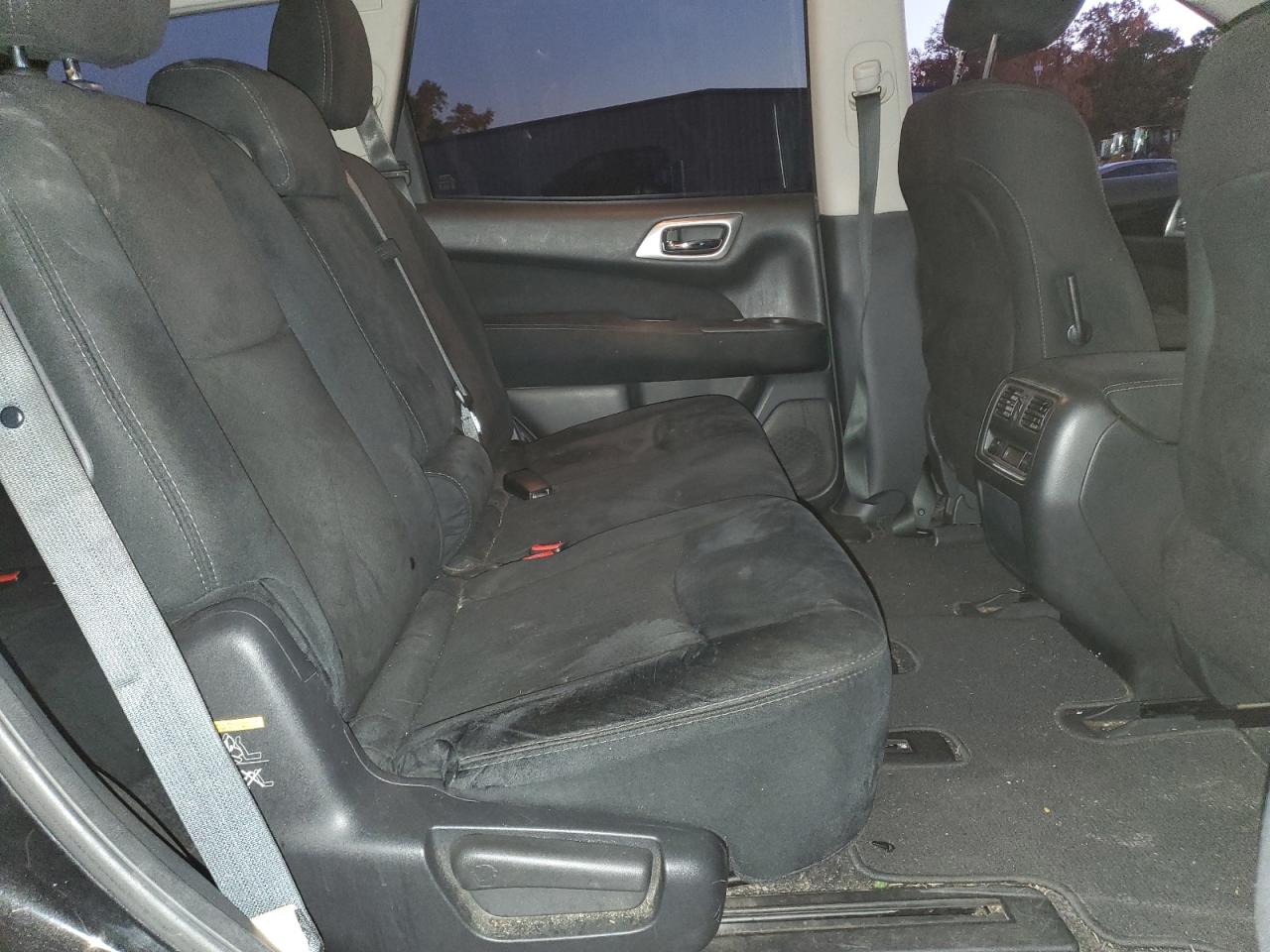 2015 Nissan Pathfinder S VIN: 5N1AR2MN3FC721377 Lot: 91525875