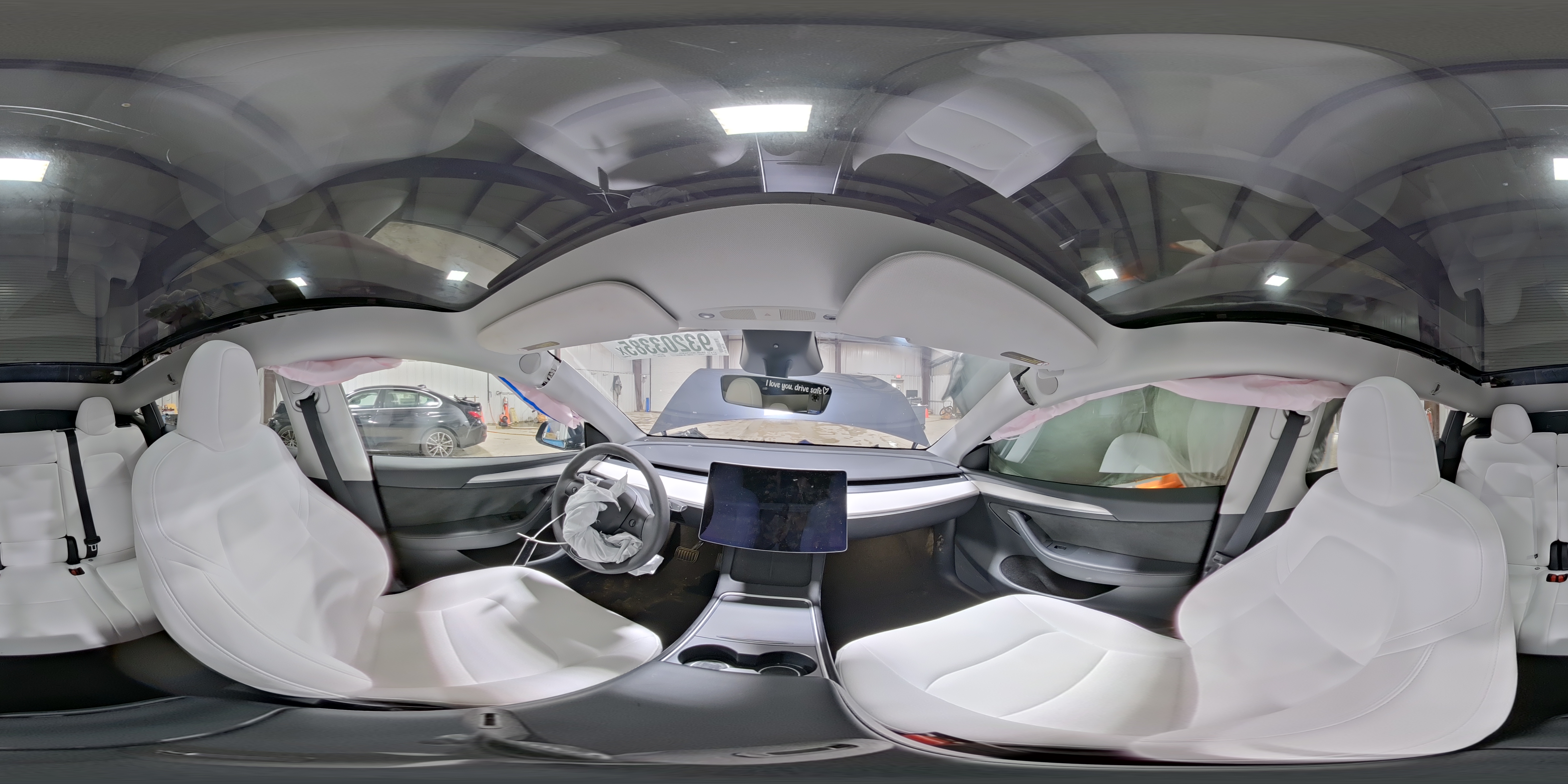 2025 Tesla Model Y VIN: 7SAYGDEE5SF251744 Lot: 93203385