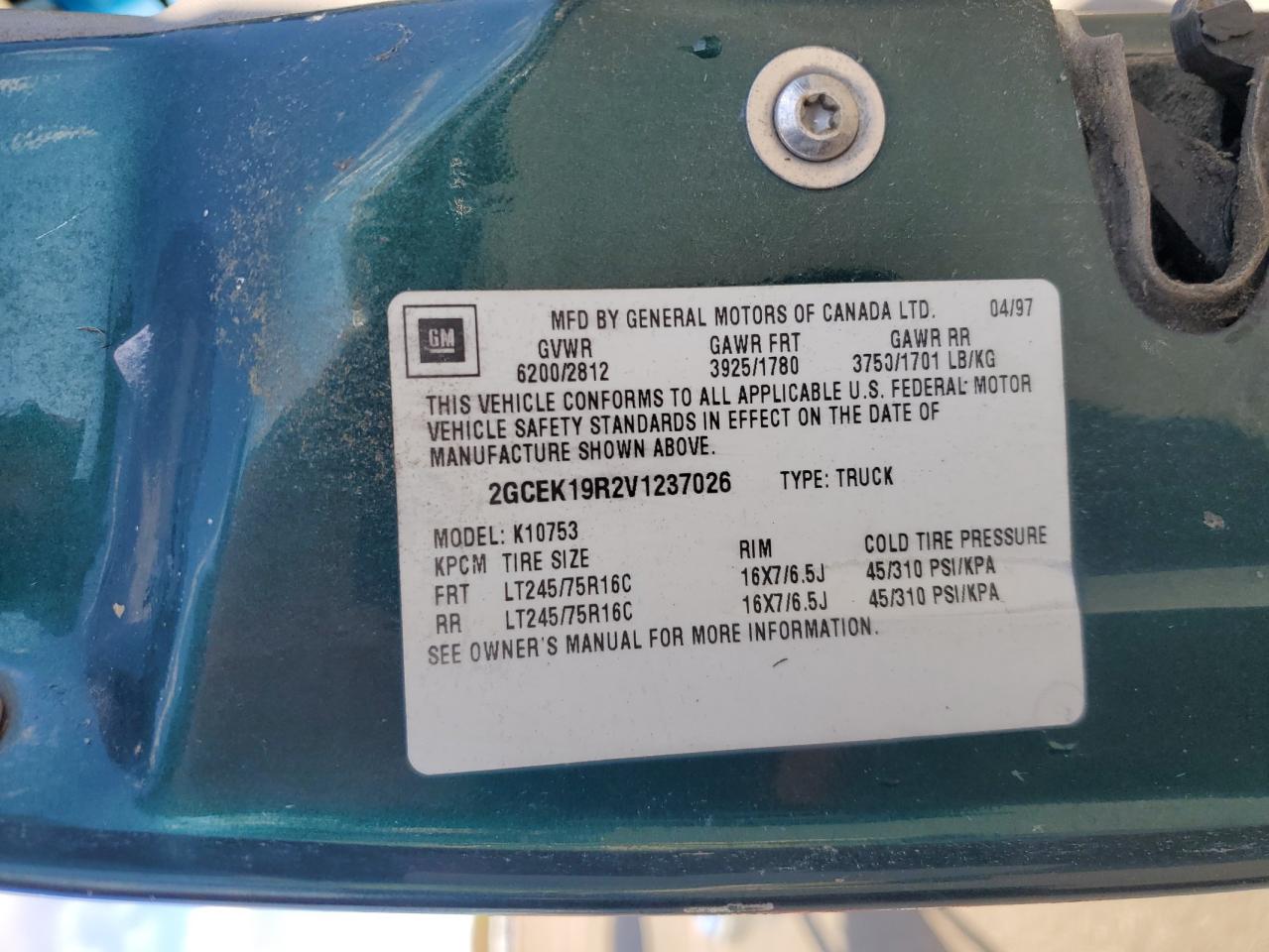 1997 Chevrolet Gmt-400 K1500 VIN: 2GCEK19R2V1237026 Lot: 92858245