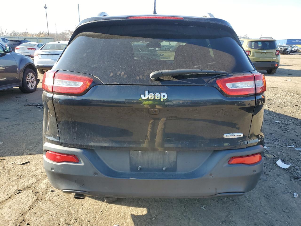 2016 Jeep Cherokee Latitude VIN: 1C4PJLCB8GW290912 Lot: 93078705