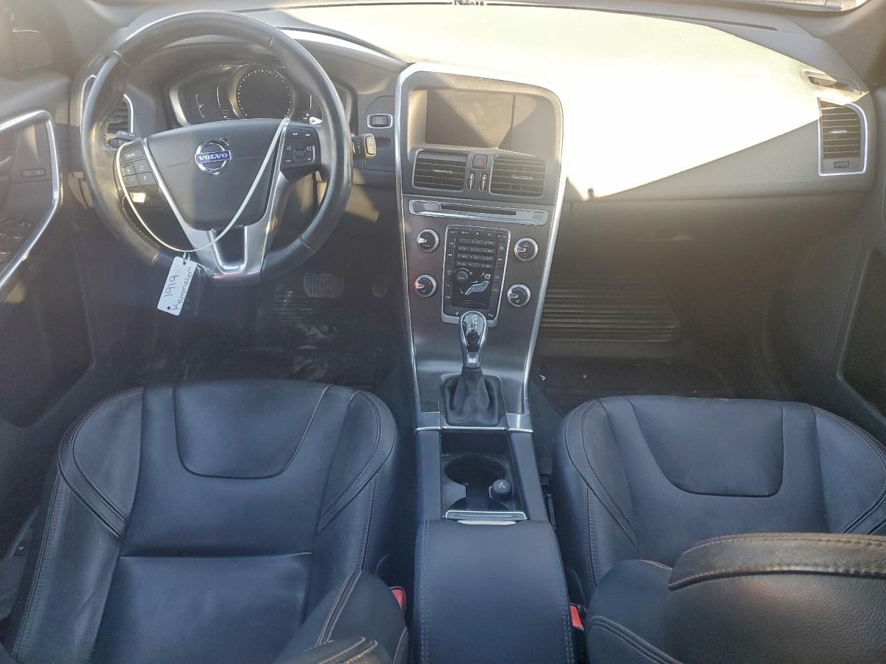 2015 Volvo Xc60 T6 Premier VIN: YV4902RK6F2738080 Lot: 94454175